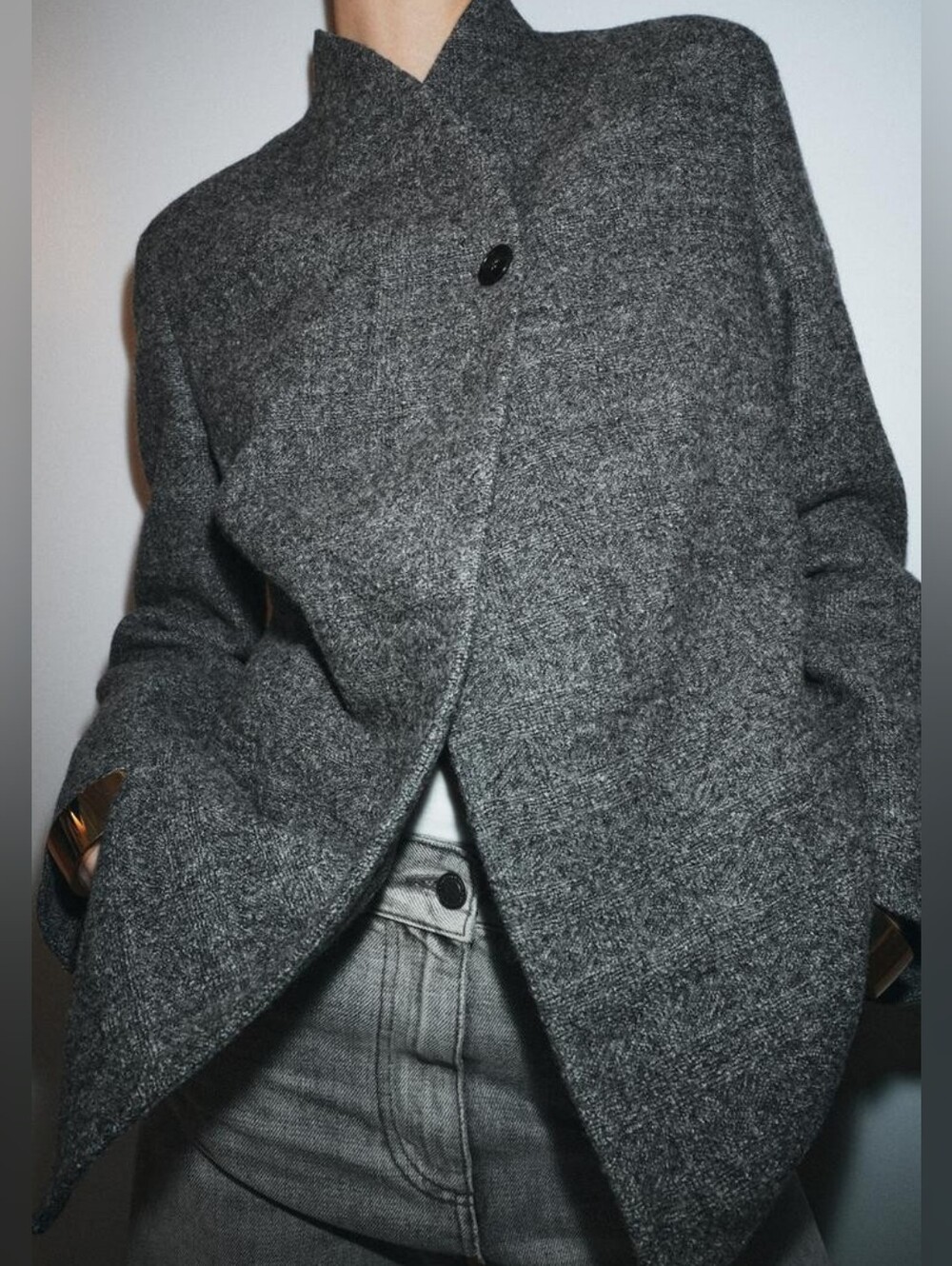 ZARA 100% WOOL LIMITED EDITION BLAZER WITH BUTTON Size M